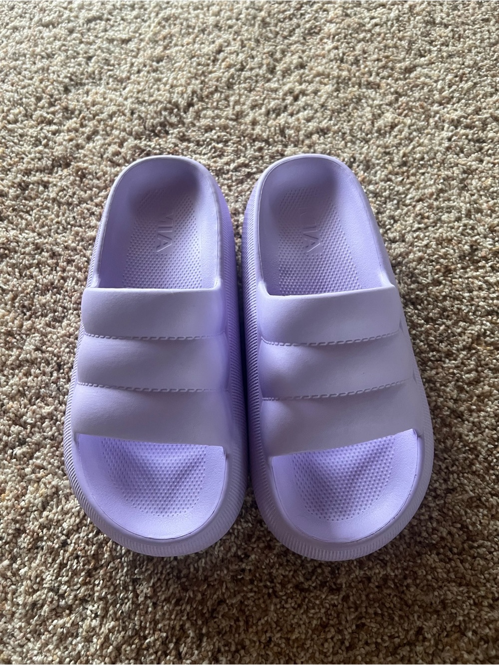 Mia Mandy Lavender/Light Purple Women’s Size 8 Slides, new with tags on soles